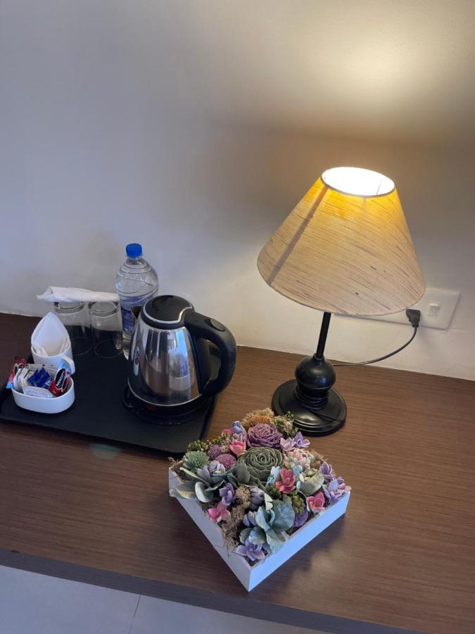 Hotel Yamuna Adur Bagian luar foto